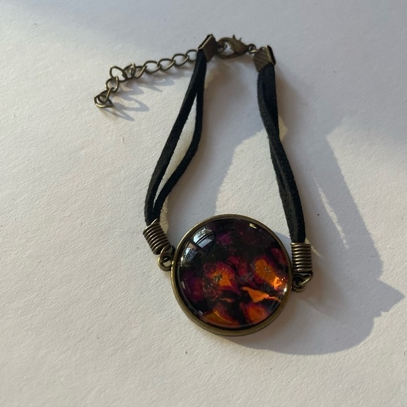 Hand painted bracelet - Picture 3 of 4